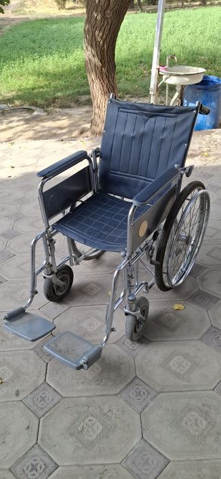 Коляска сотилади огир весли одамларни хам кутаради