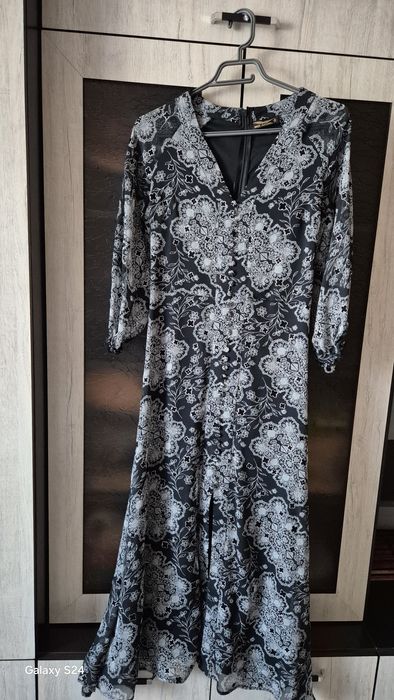 Женское вечернее платье