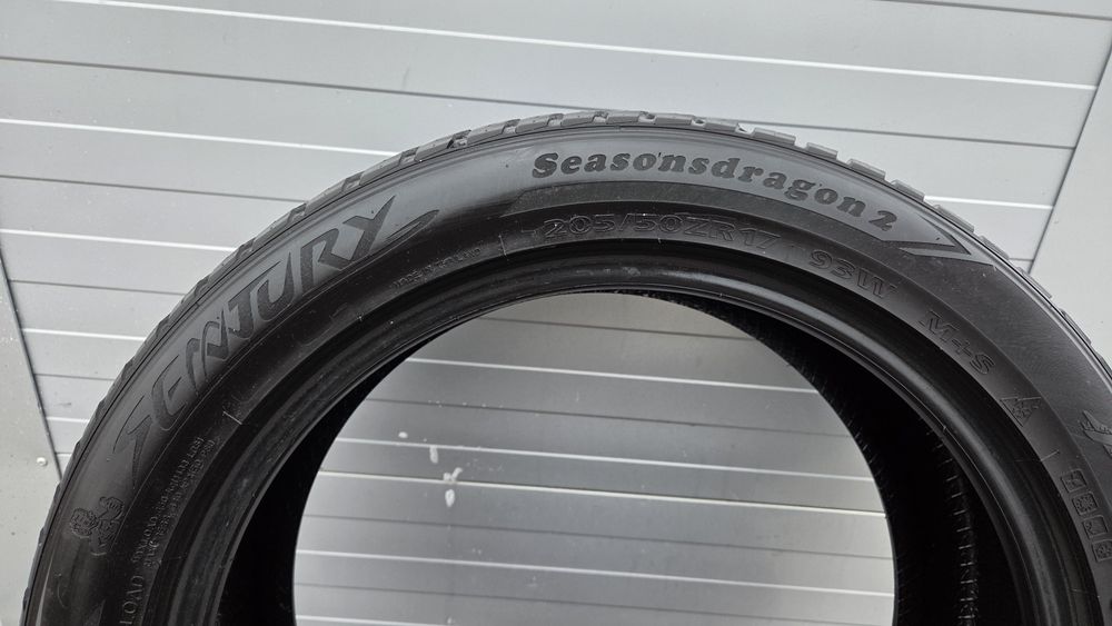 Set doua cauciucuri Iarna 205/50R17 Sentury  ca si NOI!