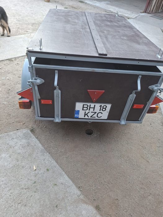 Vând remorcă/transport animale