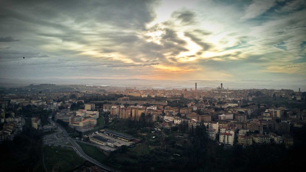 Ofer servicii profesionale foto/video cu drona + editari