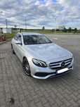 Mercedes-Benz E 220D