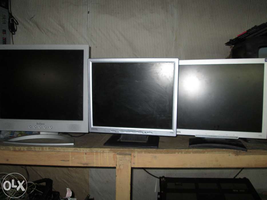 Monitore LCD 19" ,17",15" 80-200 lei