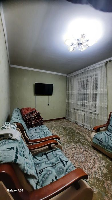 Срочно сдаётся Юнусабад-18  2/4/4 для семейным