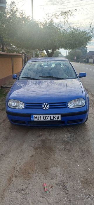 Se vinde golf 4.