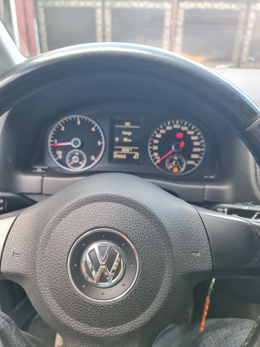 Vând Golf 6 PLUS-FAB.2010
