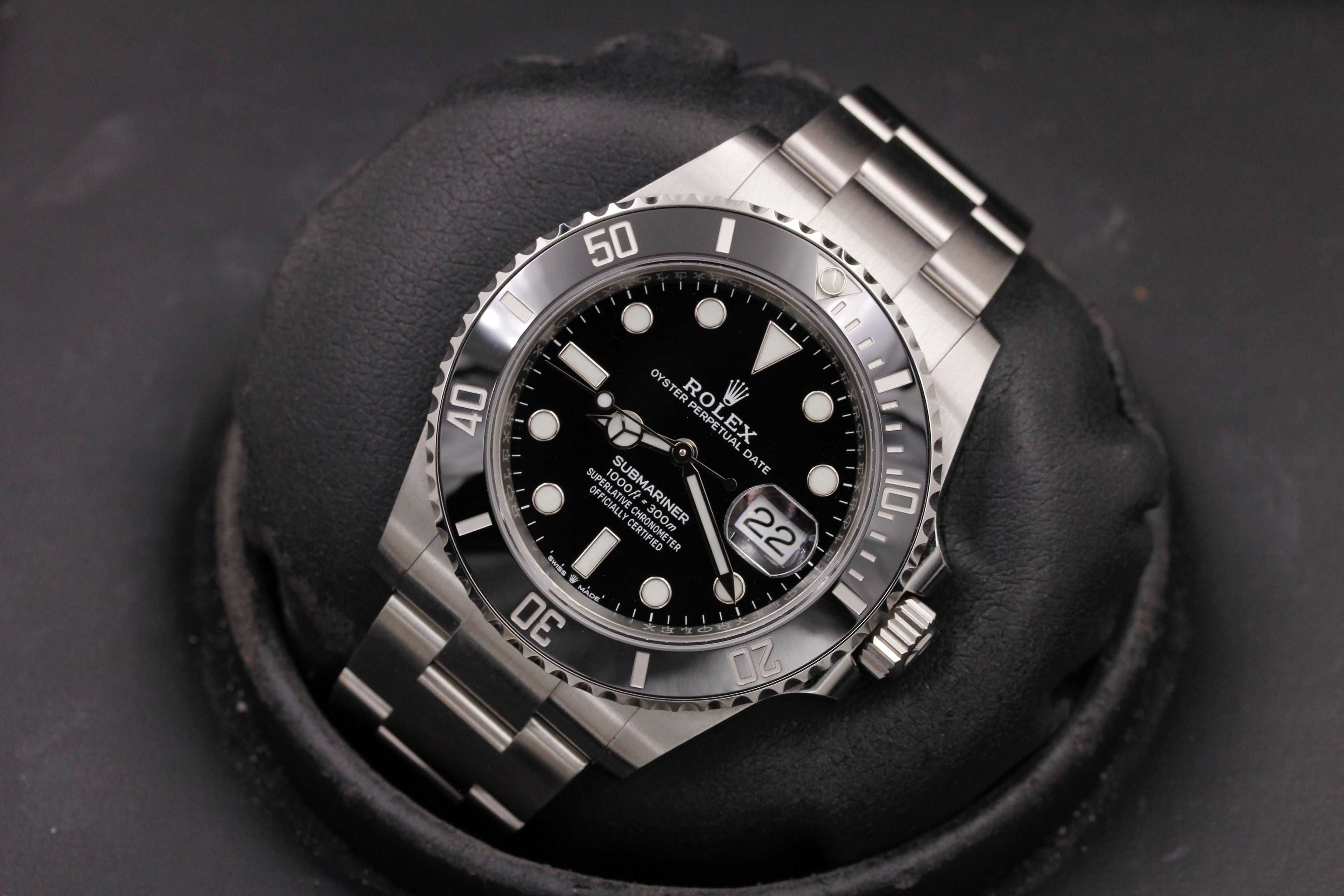 Rolex Submariner 41 mm /Luxury & Automatic Silver Black Ceramic Bezel