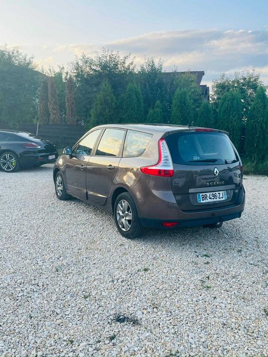 Renault Grand Scenic Euro5 - pret Black Friday