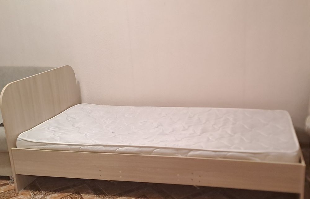 Продам две односпальные кровати