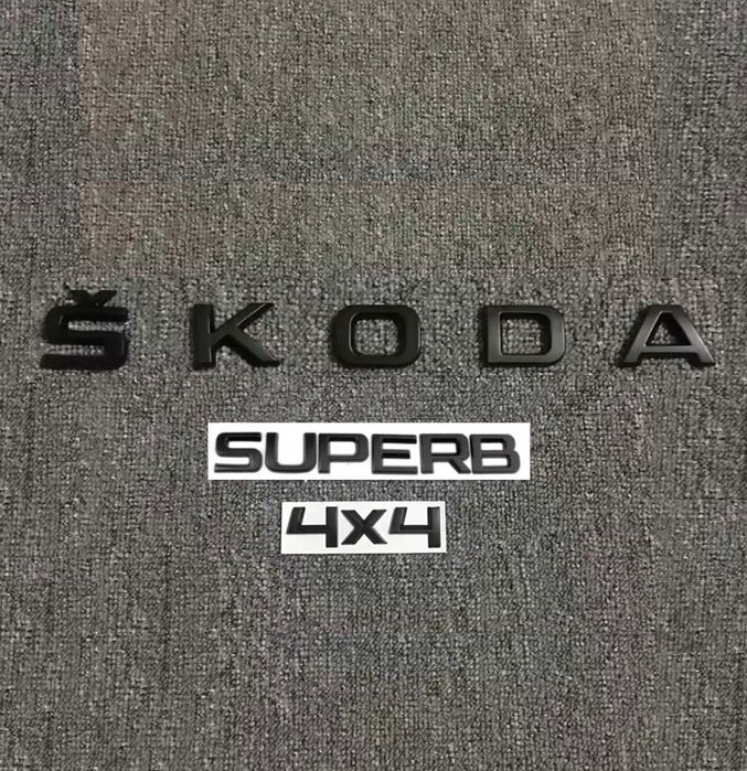 Set embleme SKODA SUPERB 4x4 emblema stema sigla sticker ornament logo