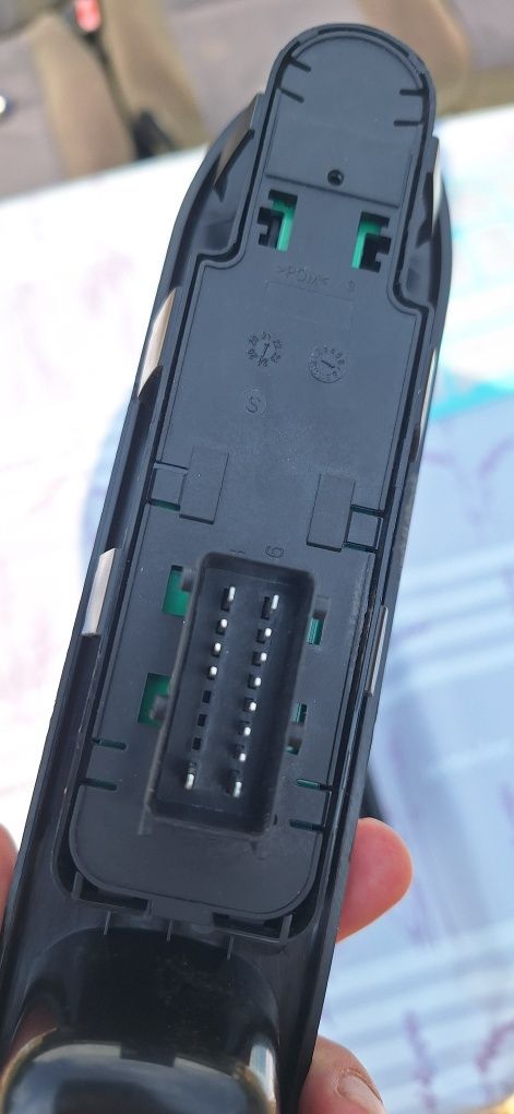 Panou butoane geamuri electrice Peugeot 207