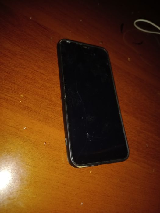 Mi 8 telefoni zor ekranini tuzatsa boldi