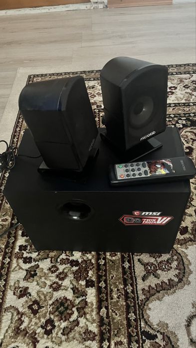 Продам колонку Microlab