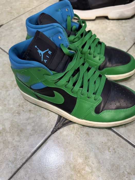 Продам женскую обувь