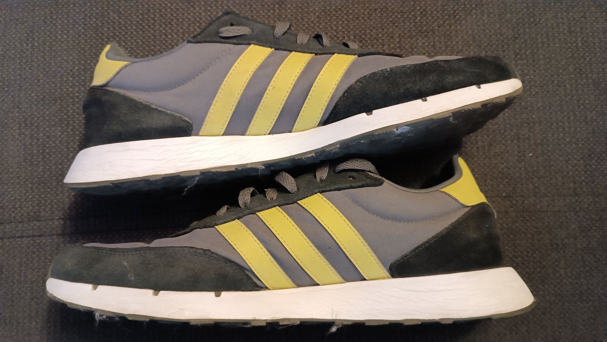 Маратонки Adidas