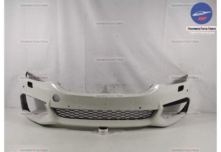 Bara fata originala cu senzori spalatori si grila inferioara G31 M Sport Paket BMW  Seria 5