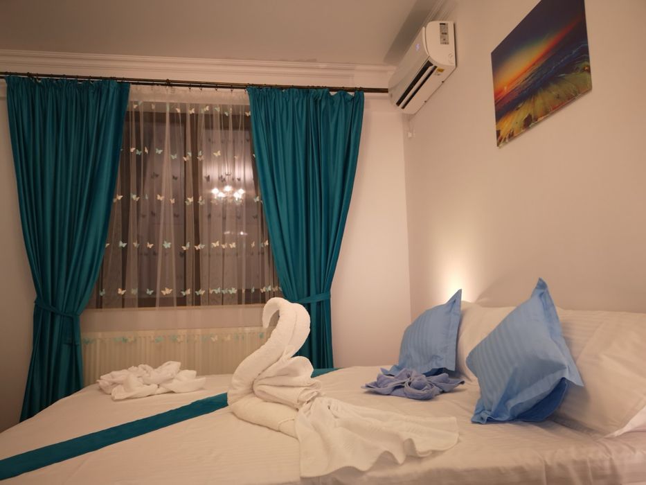 INCHIRIEZ APARTAMENT 2 camere cu 2 bai