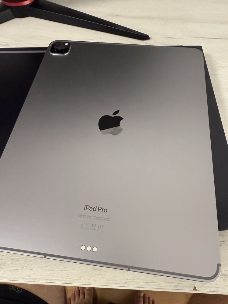 Ipad Pro 12.9 chip M2 6th Gen 256G cellular+gps