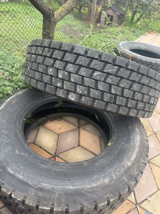 Anvelope camion cap tractor spate