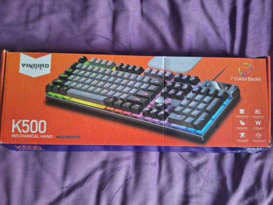 tastatură de gaming cu 104 taste