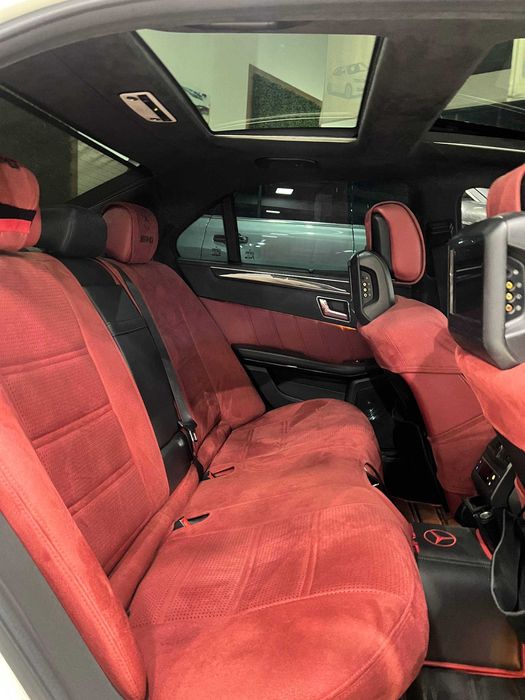 Mercerdes Benz W212 6.3 AMG