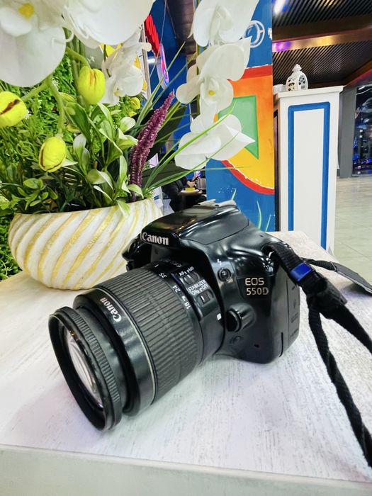 Canon 700d canon 550d xolati yaxshi