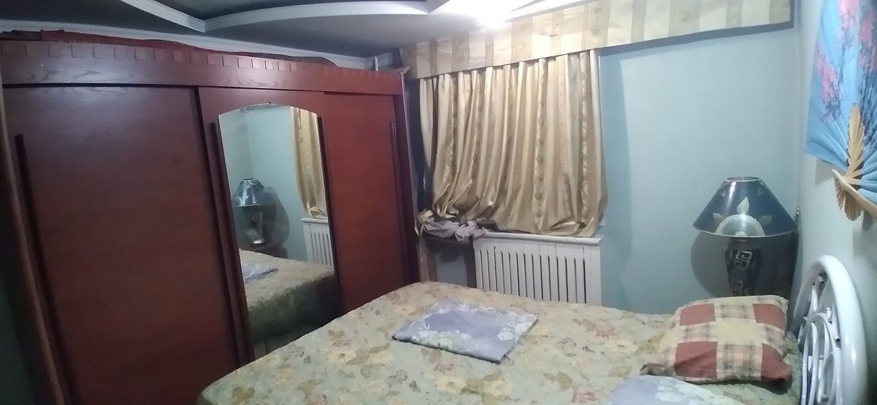 Сдаю квартиру 3/3/4 отельГранд-Мир метроАйбек