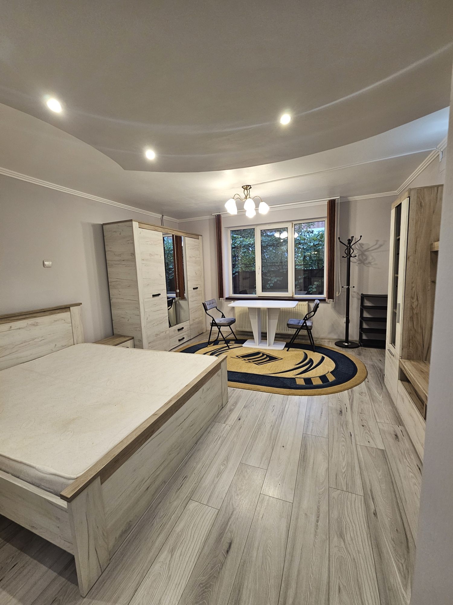 Inchiriez apartament cu o camera zona Marasti