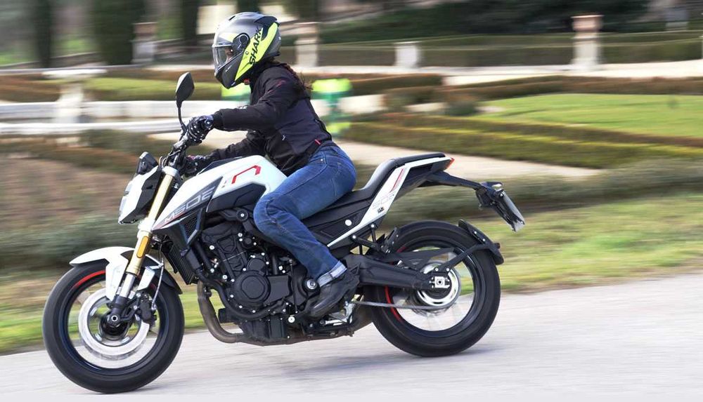 MYMOTO Vinde:Motocicleta Morbidelli 502, noua, garantie, cat A2, A