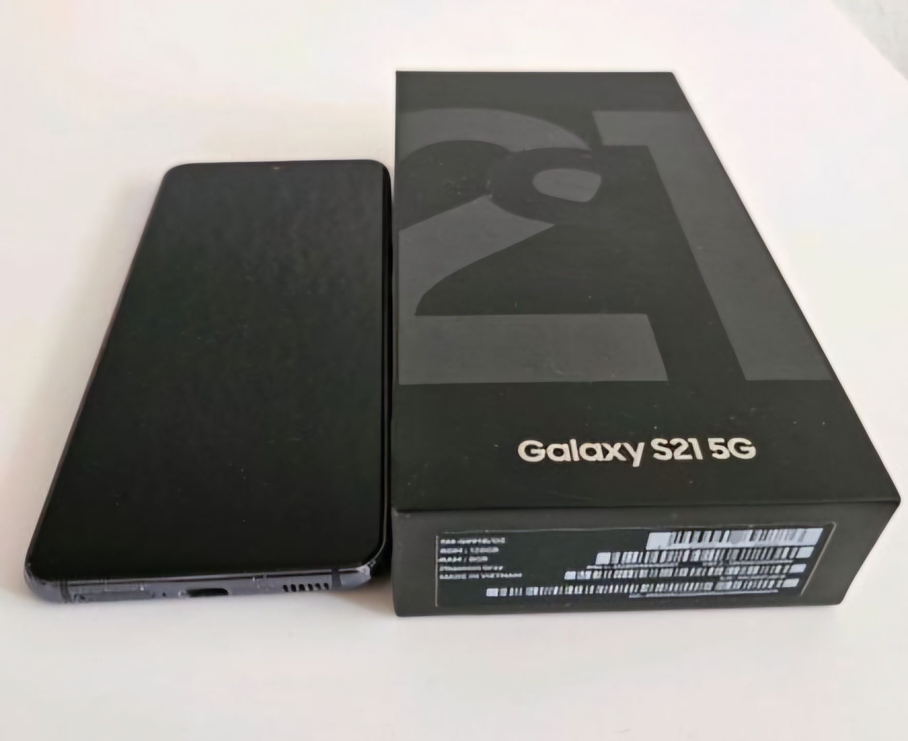 Vind Samsung Galaxy S21 5G Duos Black 128gb 8gb ram