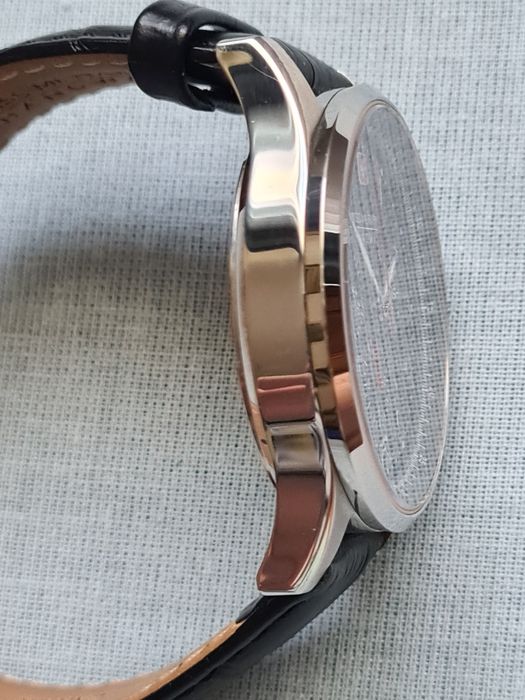 Menaj Swiss Military Patriot