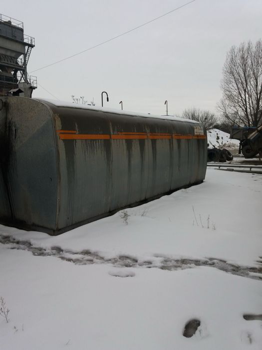 Vand 2 bazine 50t/ buc bitum marca wirtgen