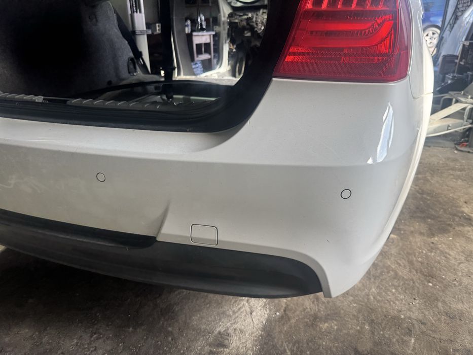 Задна м броня бмв е90