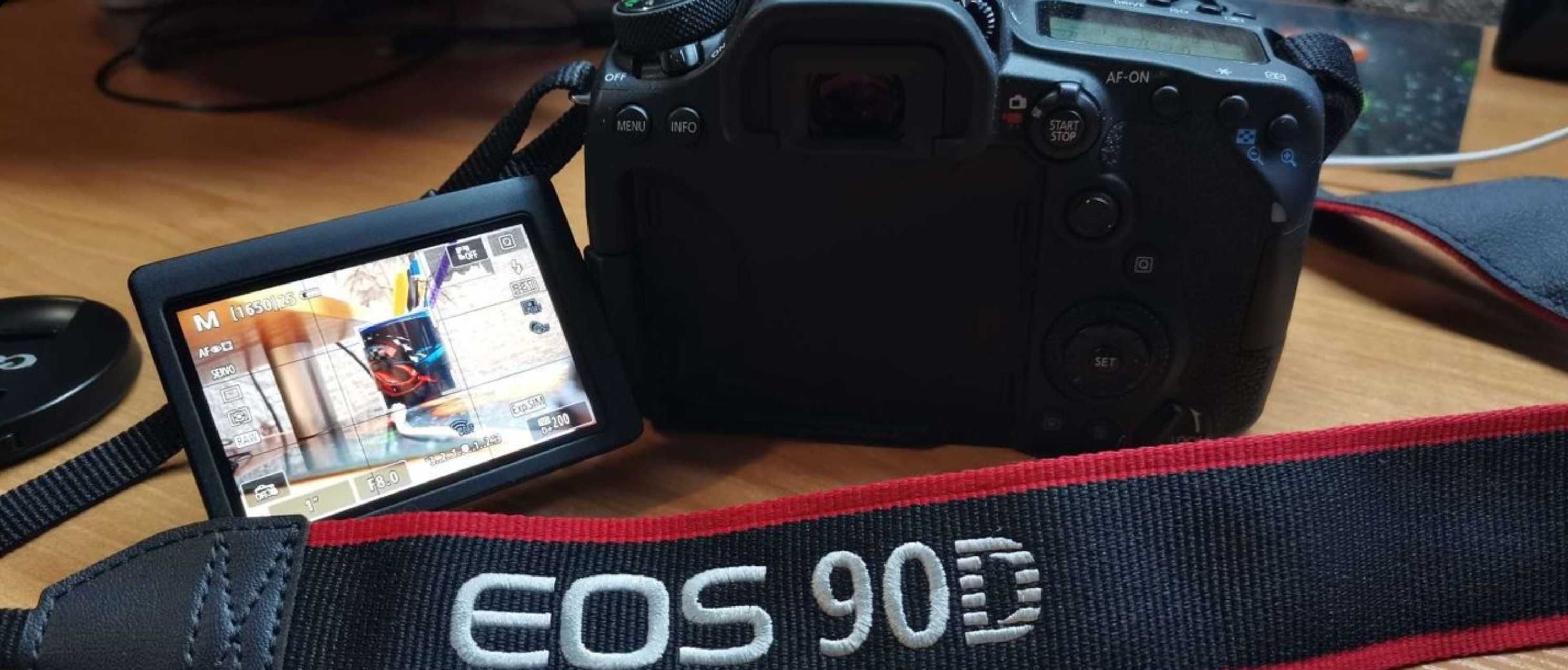 Canon EOS 90D 18-135mm