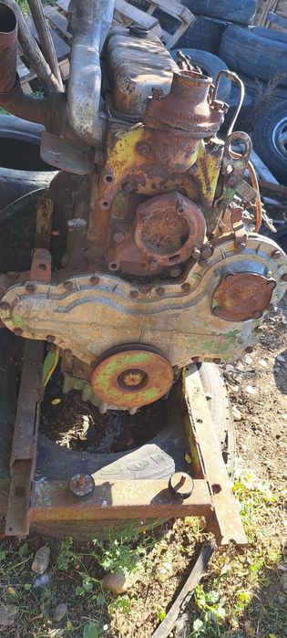 Motor perkins 4 pistoane