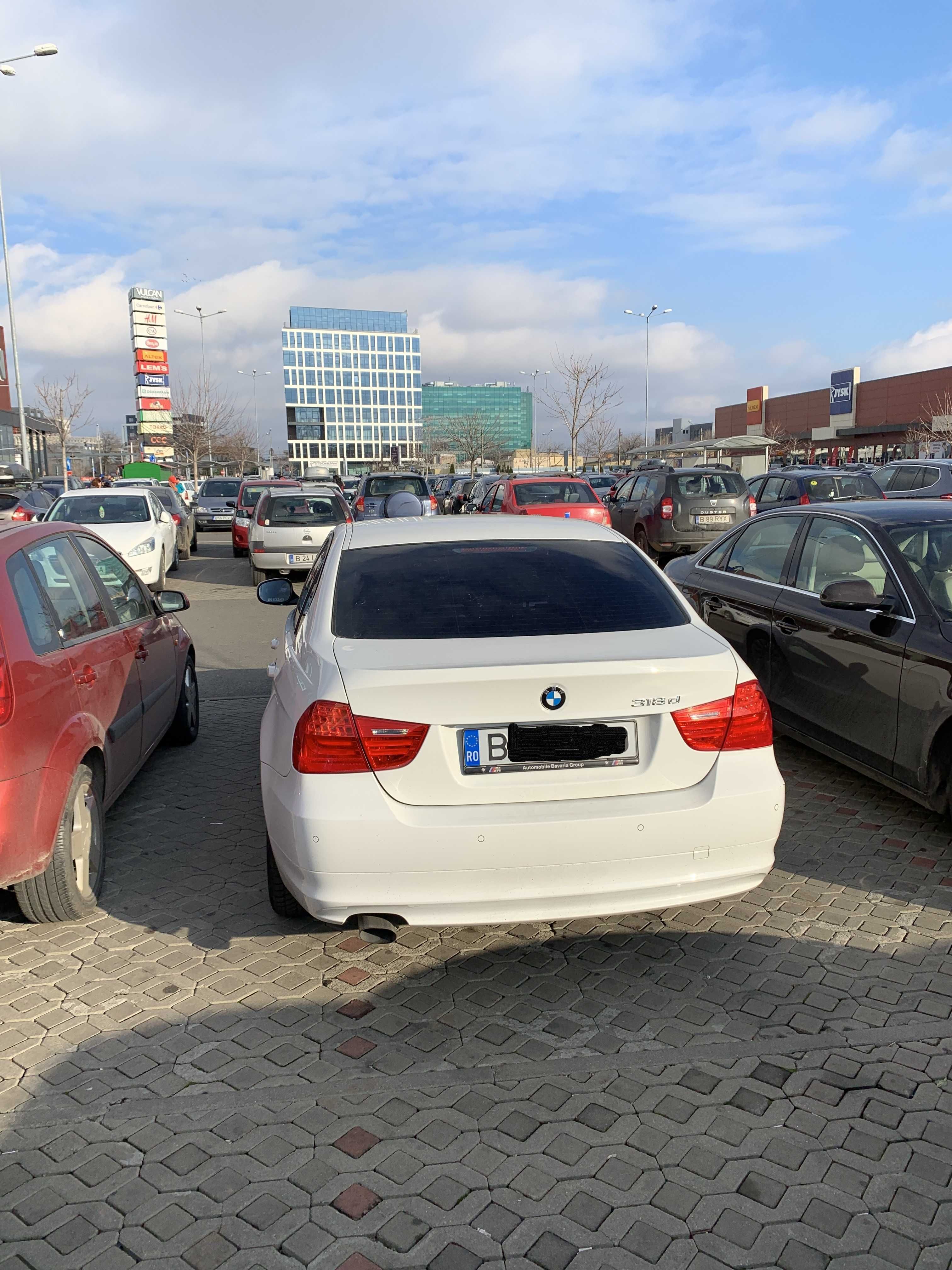BMW Seria 3 318d E90 berlina