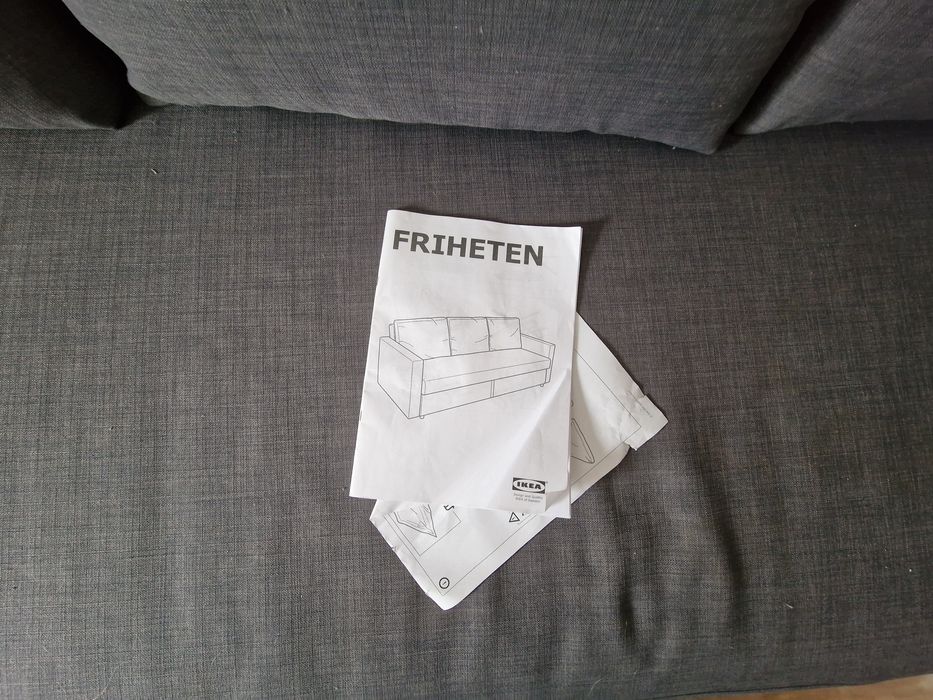 Canapea IKEA Friheten