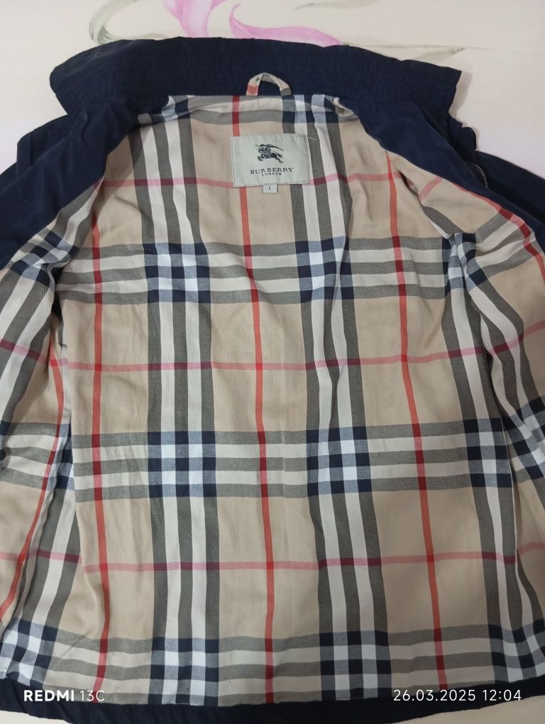 Vand jacheta toamna-primavara Burberry originala Burberry