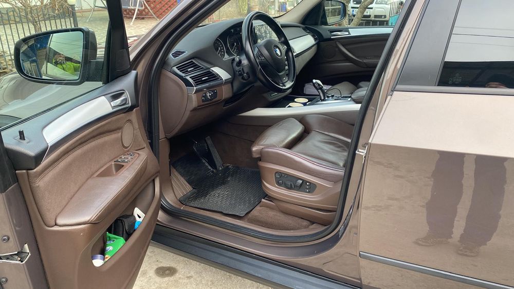 BMW X5 e70 2012 3.0