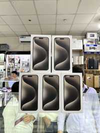 Iphone 15 pro max Natural titan Yengi