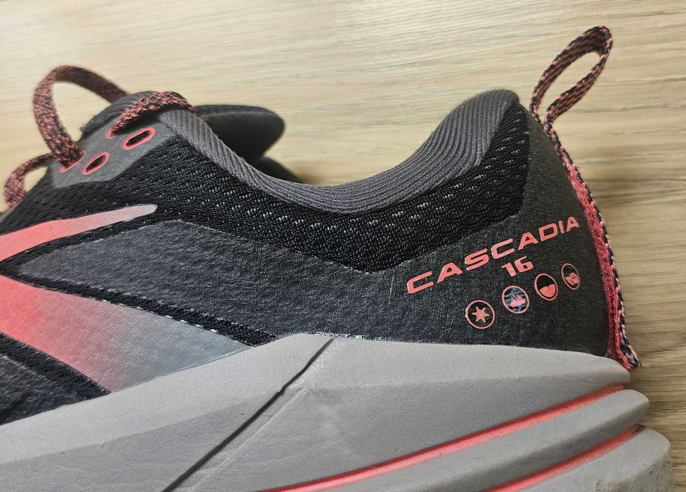 Дамски маратонки Brooks Cascadia16 GTX - 41