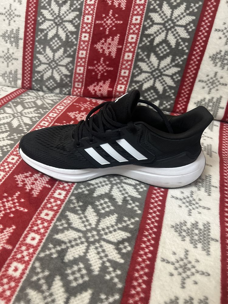 Adidasi ADIDAS din panza