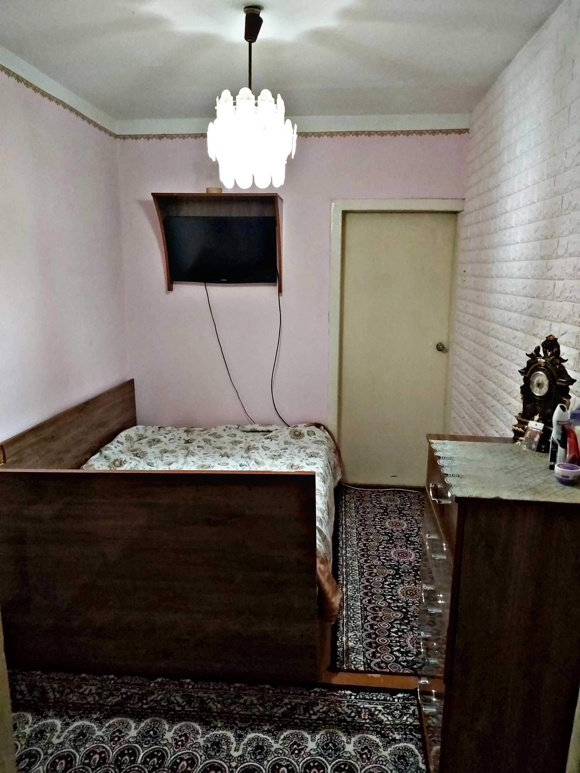 Uy sotiladi / Квартира продаётся