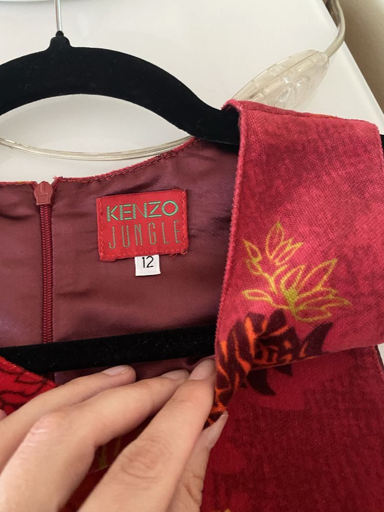 Детска Рокля Kenzo оригинал 12 год от червено кадифе