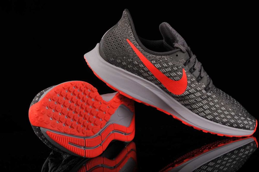Nike de alergat 44 ca noi