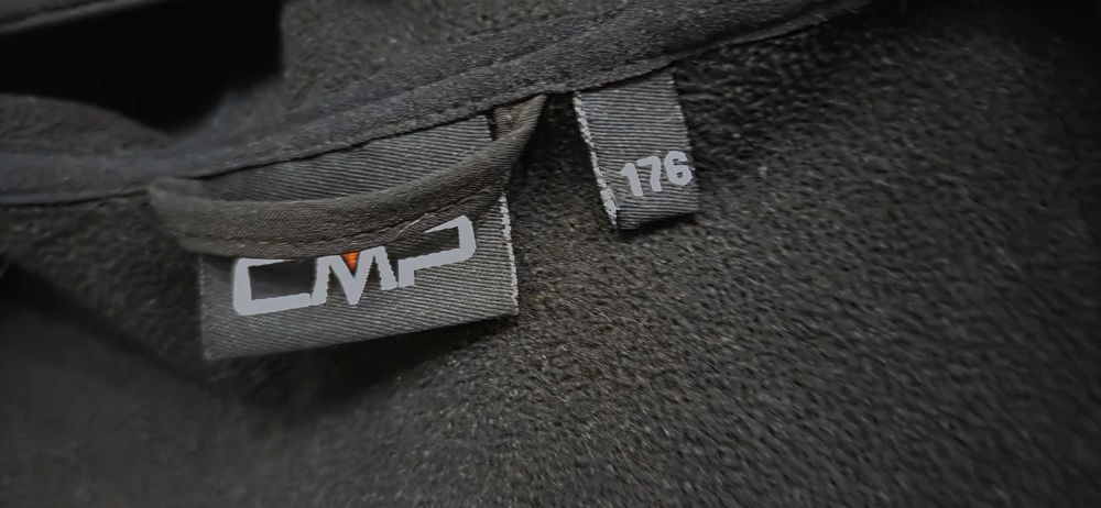 Ветро и влагоустойчиво яке с качулка CMP, черно, р-р 176