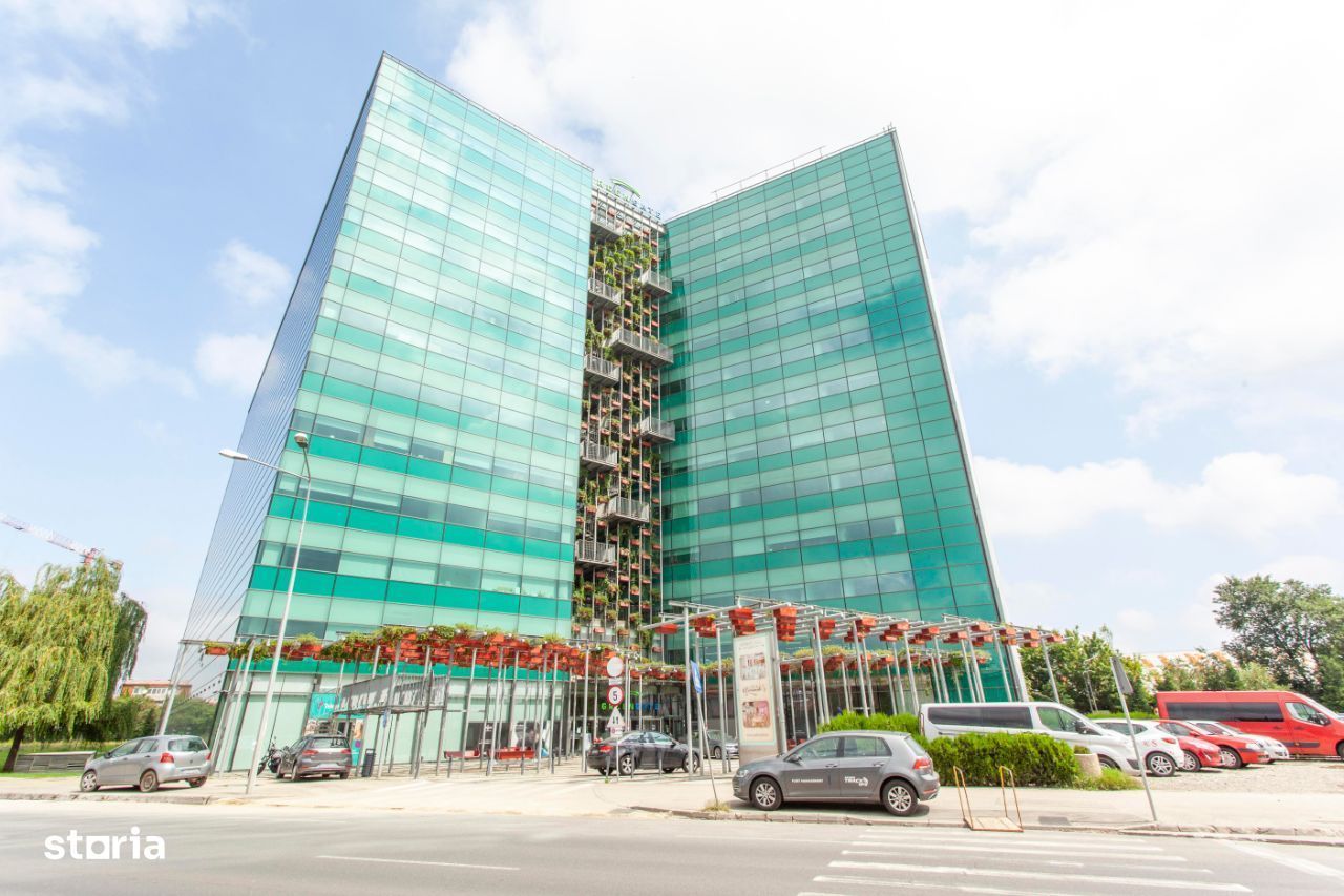 Spațiu de birou privat pentru 2 persoane în Regus Green Gate