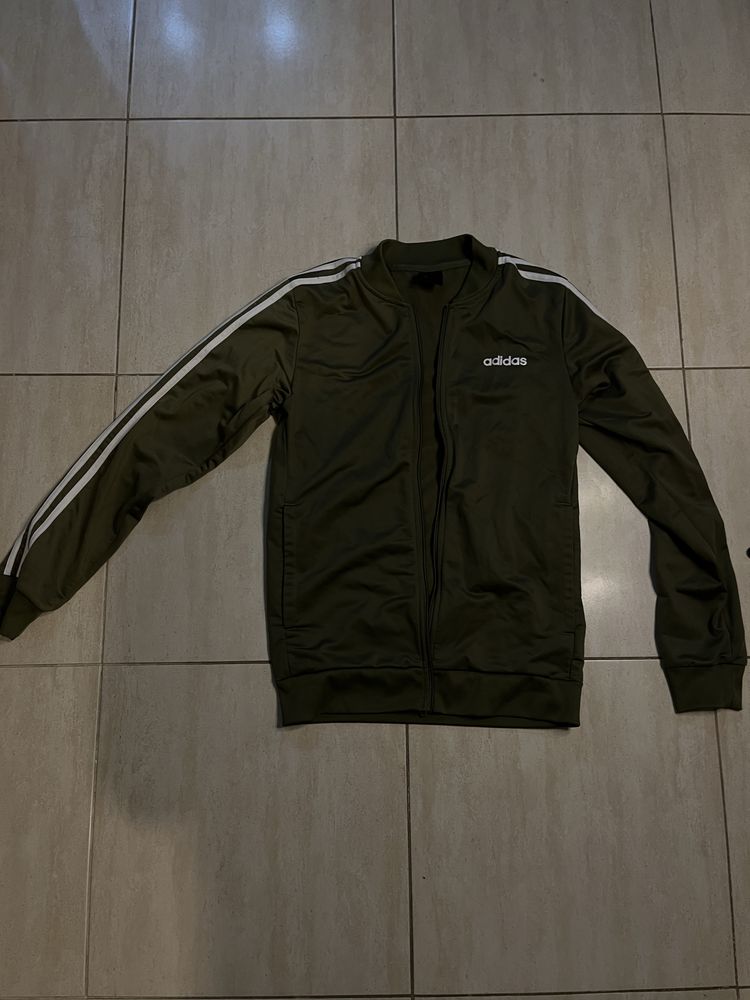 Спортен Екип adidas