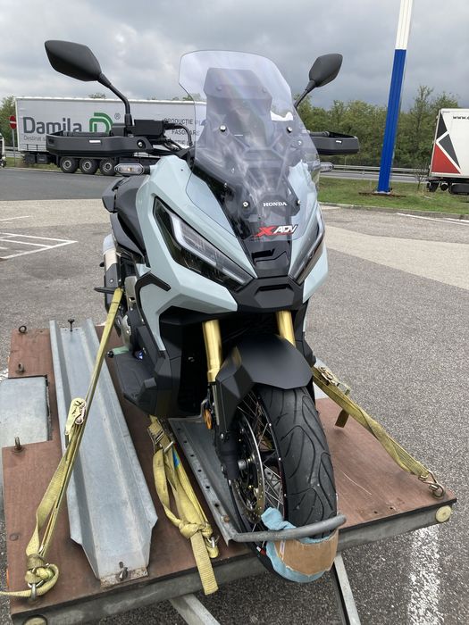 Honda X-ADV  2024 - 750 cm - Automat- Garantie