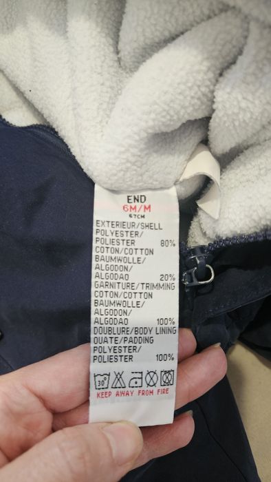 Combinezon gros cu botosi si manusi 3/6 luni